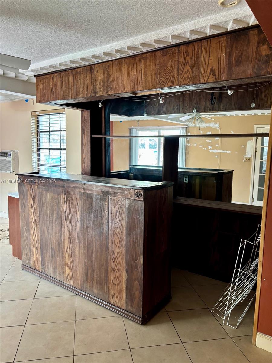 PARK ROAD MANOR - Residential