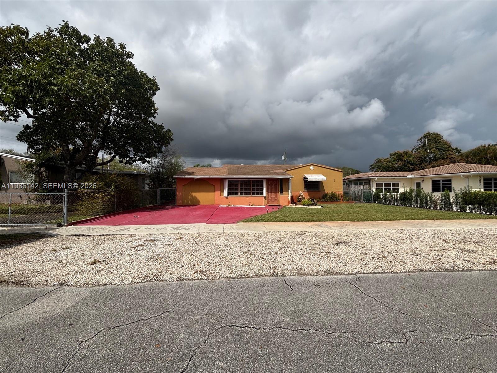 PARK ROAD MANOR - Residential