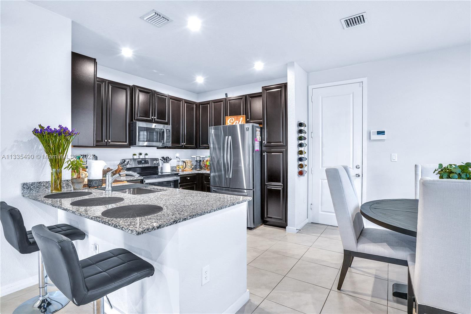 MC RESIDENTIAL - Residential