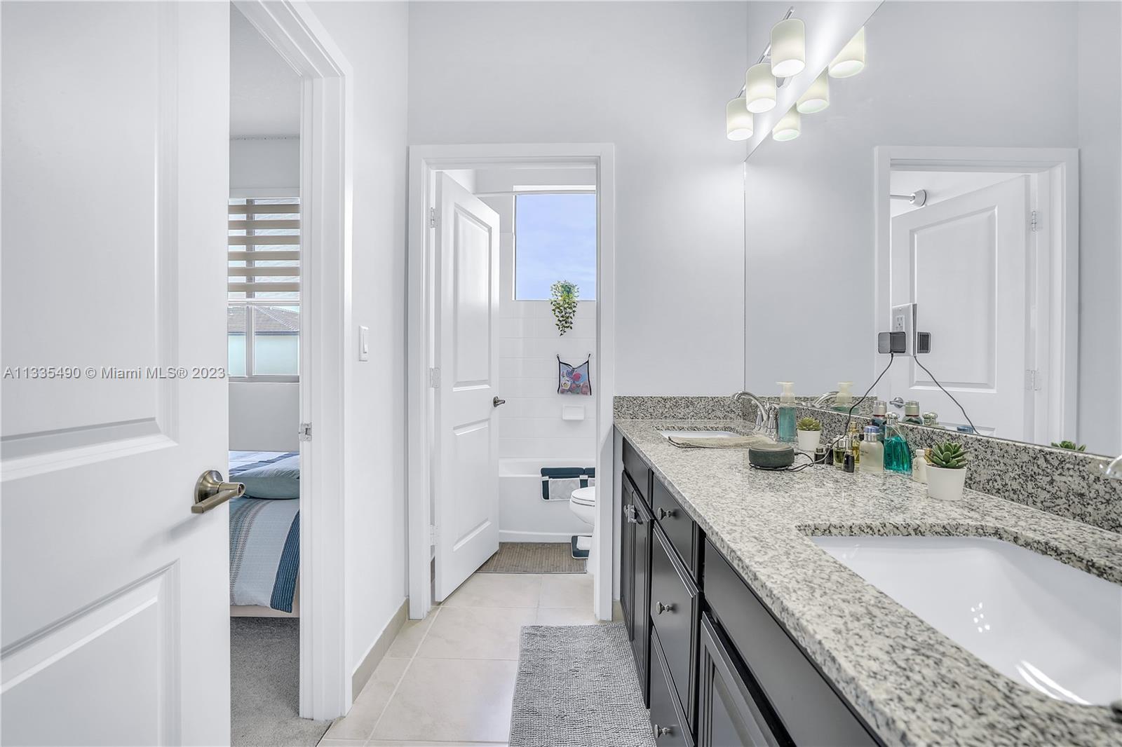 MC RESIDENTIAL - Residential