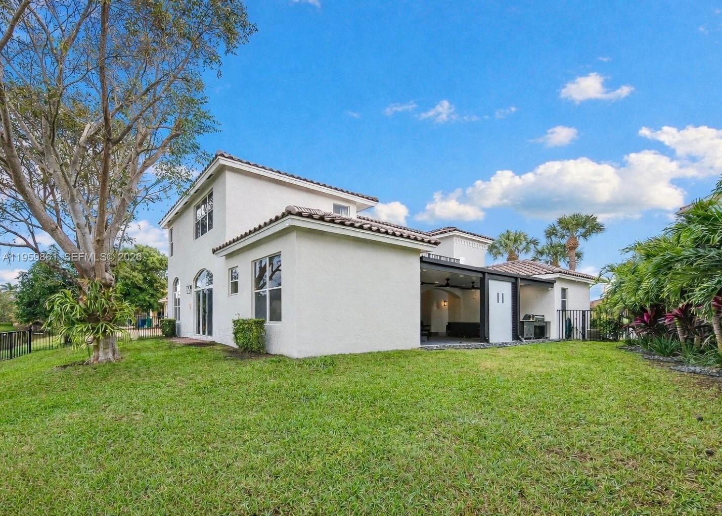 POD 7 AT MONARCH LAKES - Residential