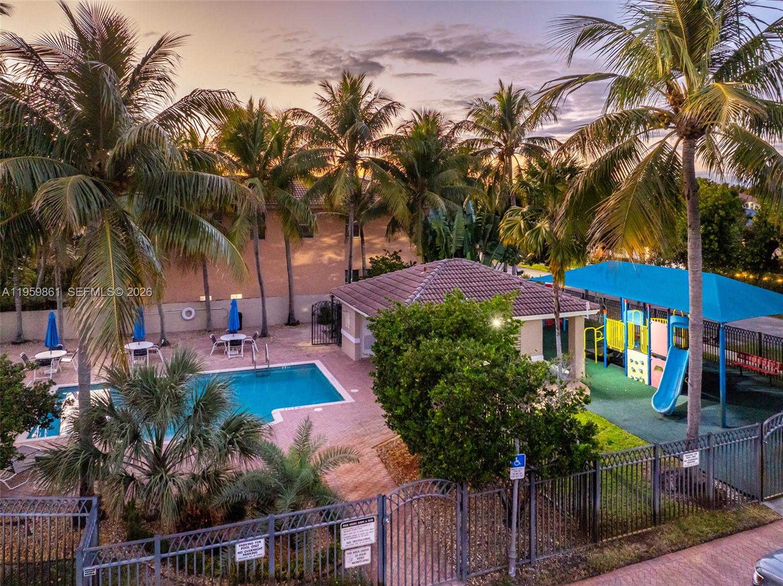 POD 7 AT MONARCH LAKES - Residential