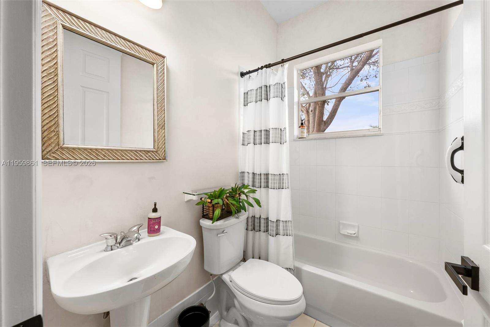 POD 7 AT MONARCH LAKES - Residential