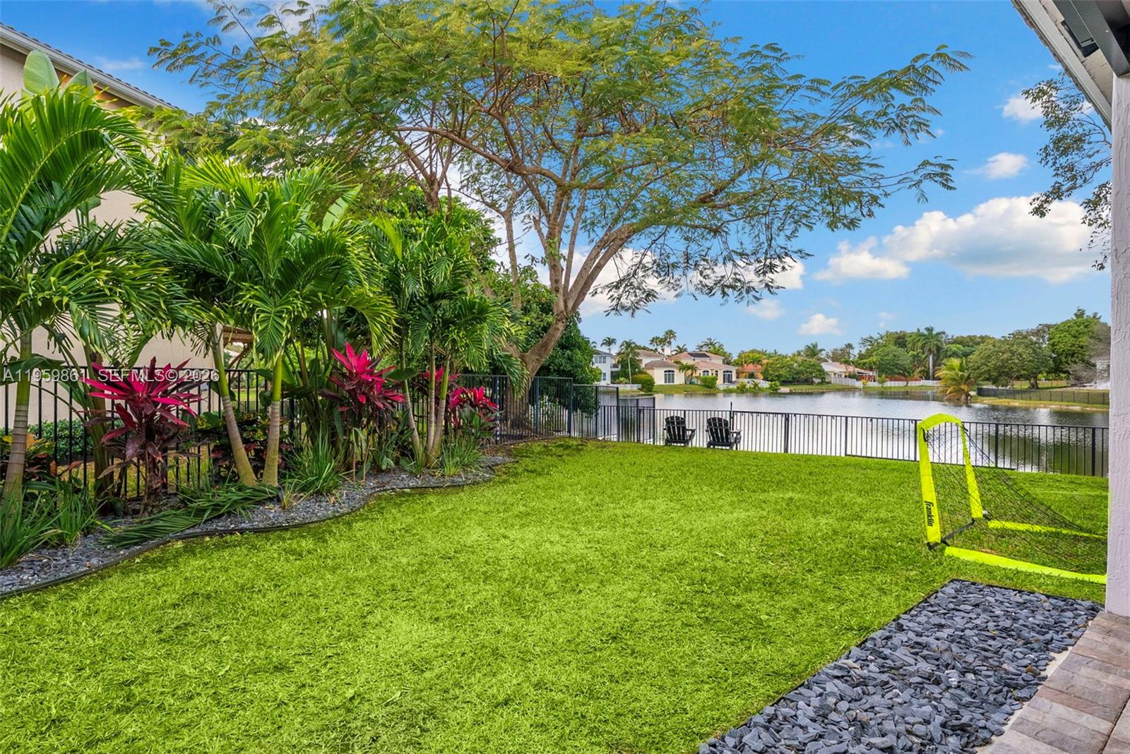 POD 7 AT MONARCH LAKES - Residential