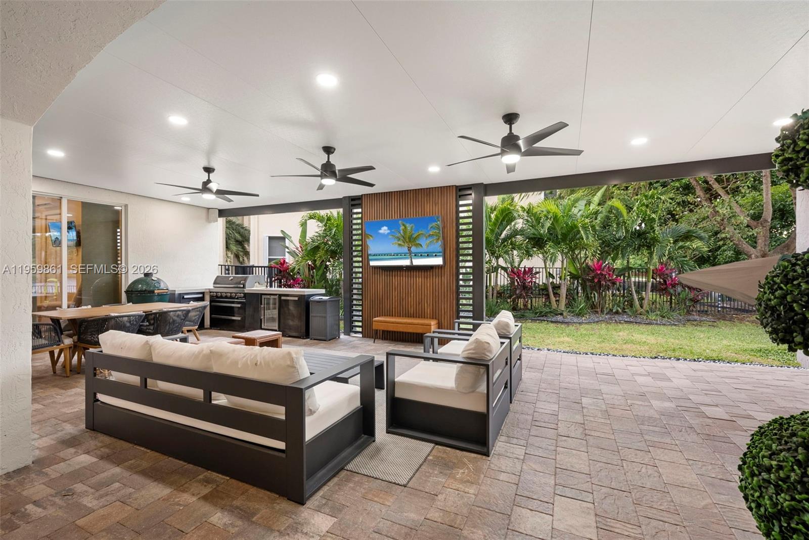 POD 7 AT MONARCH LAKES - Residential