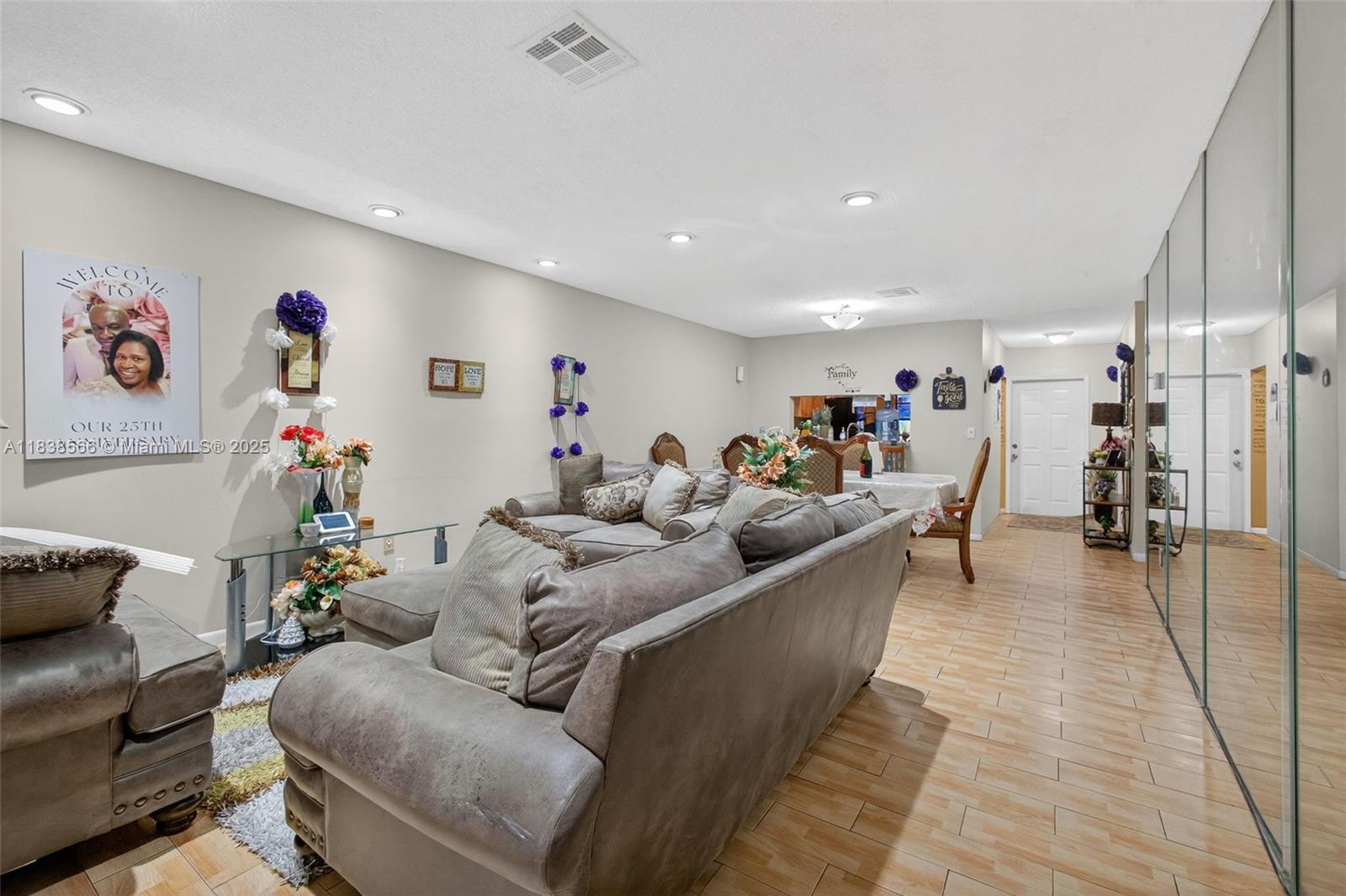 PALM HILL VILLAS UNIT TWO - Residential