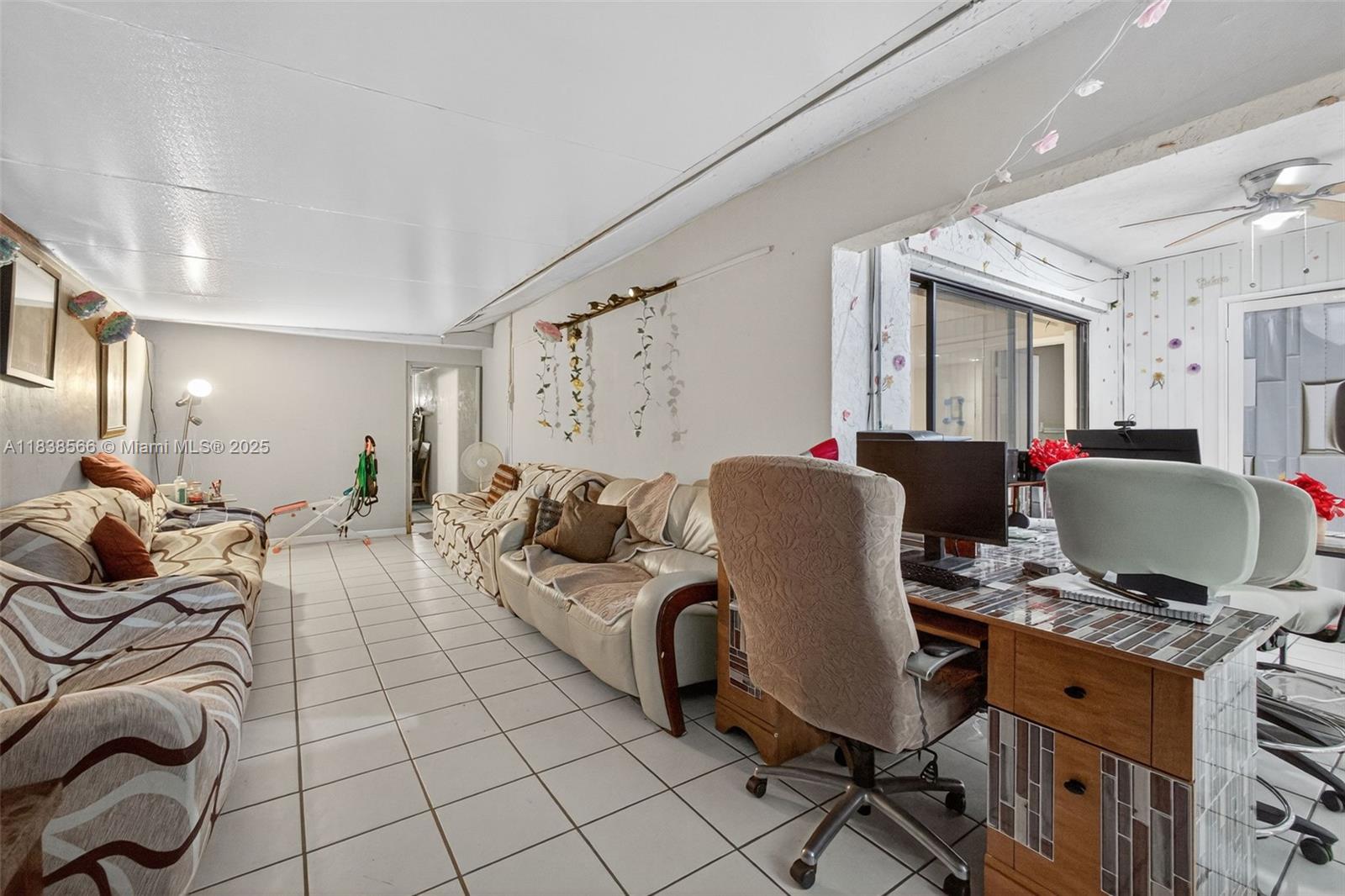 PALM HILL VILLAS UNIT TWO - Residential