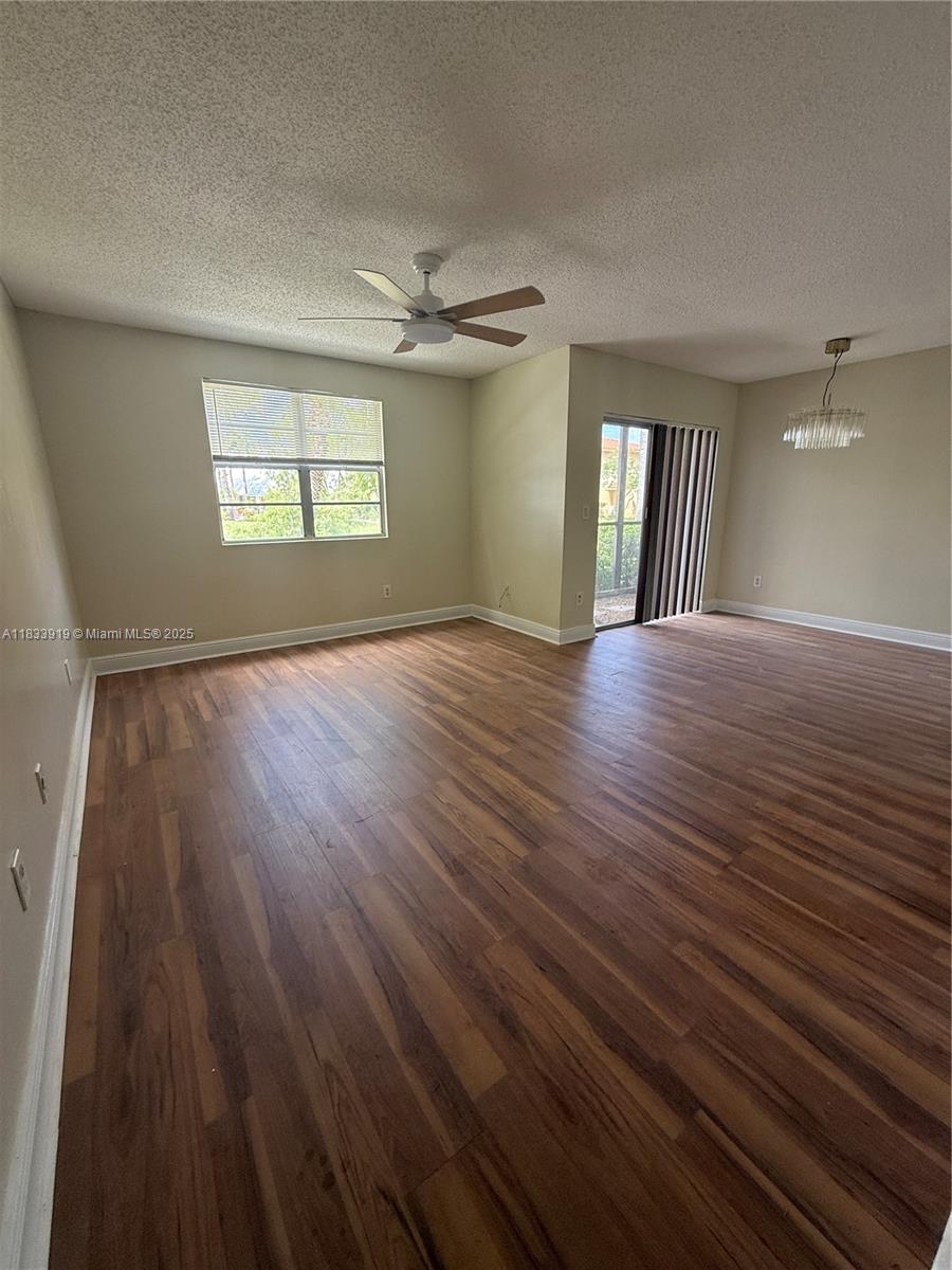 1261 SW 46th Ave 2007
