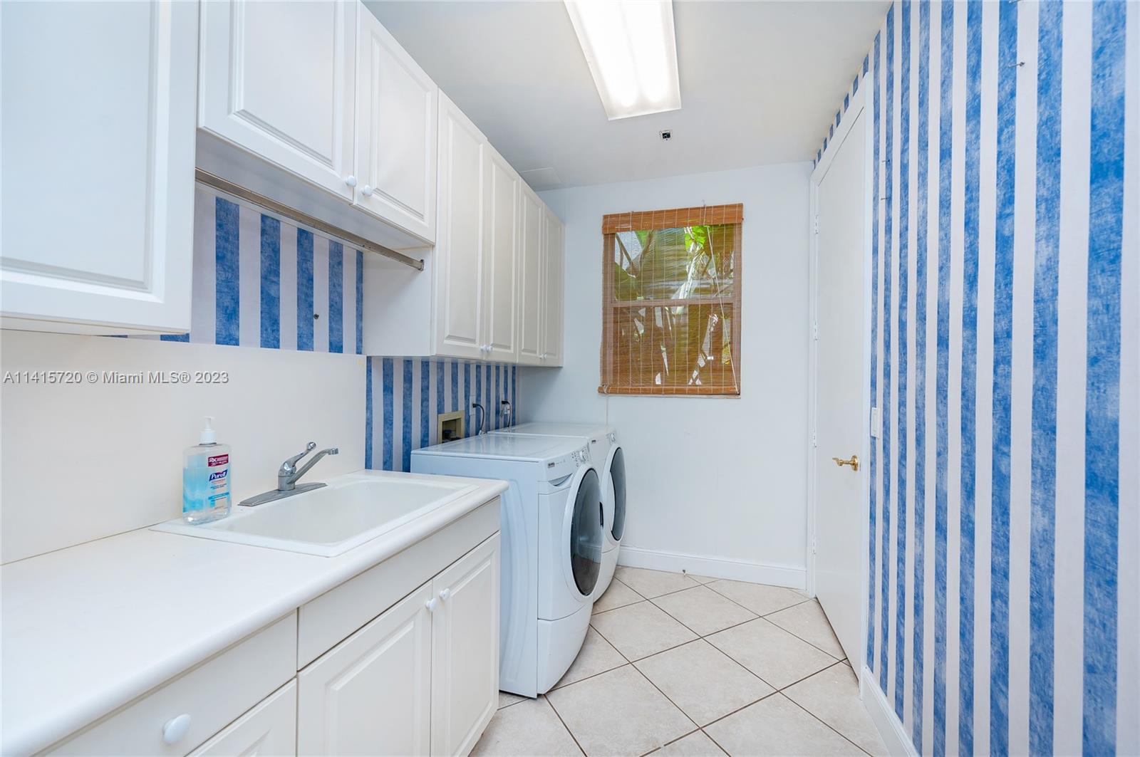 BRIARCLIFF AT WOODFIELD C - Residential