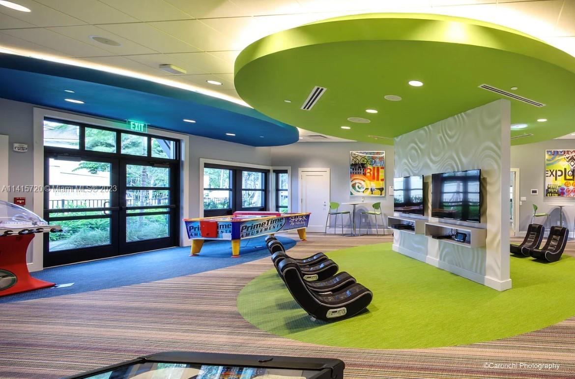 BRIARCLIFF AT WOODFIELD C - Residential