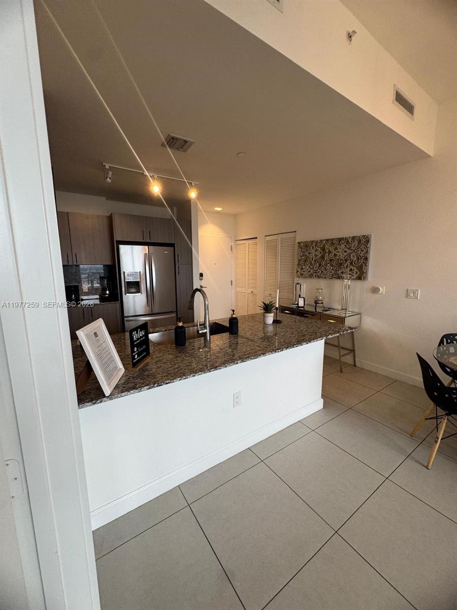 5350 PARK CONDO - Residential