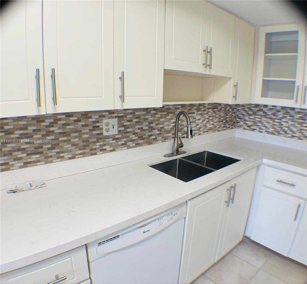 HABITAT II CONDO - Residential Lease