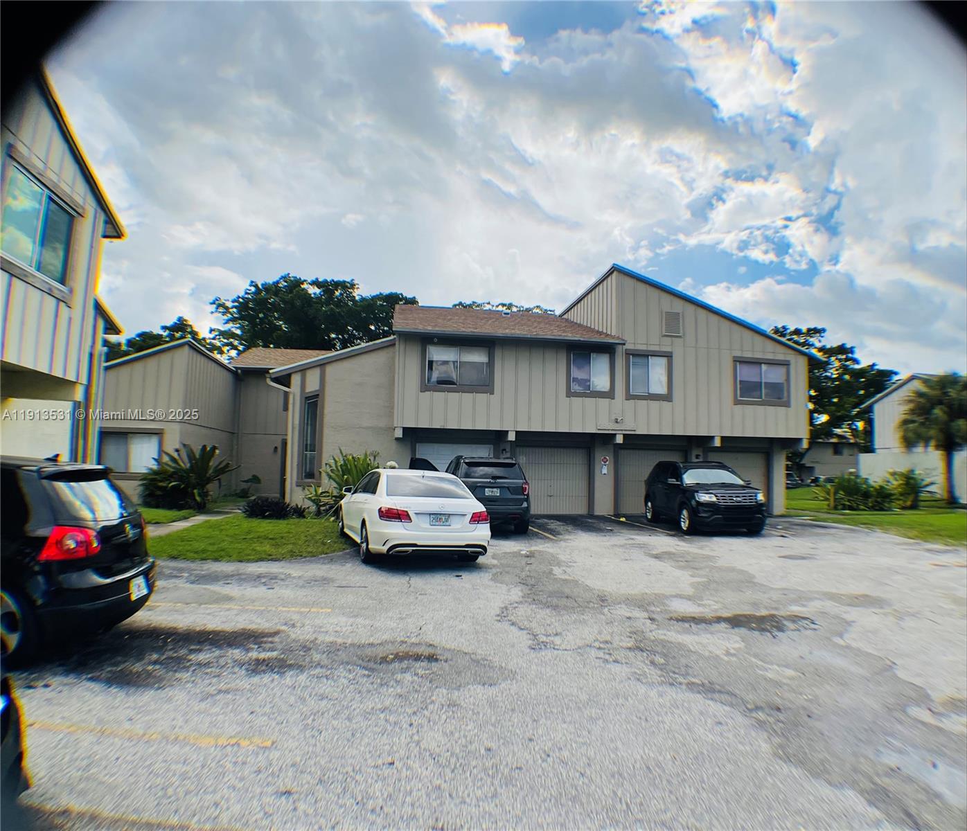 HABITAT II CONDO - Residential Lease