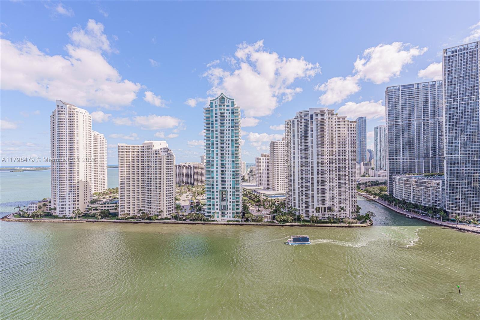 325 Biscayne Bl 2419, Miami, Broward County, Florida - 2 Bedrooms  
2 Bathrooms - 