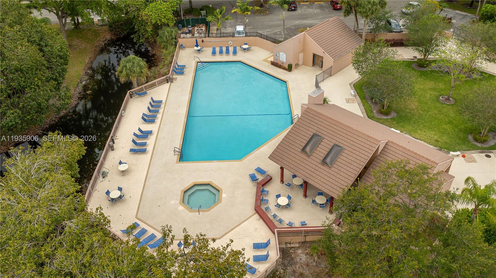 CHELSEA ONE - Residential