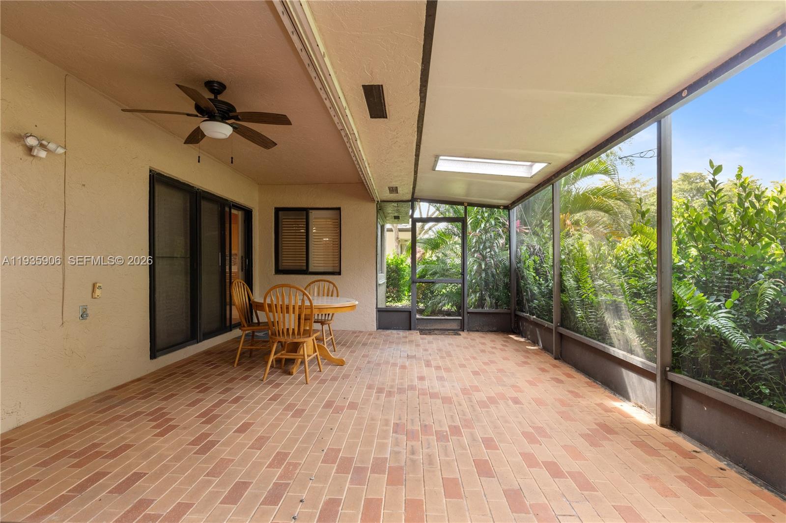 CHELSEA ONE - Residential