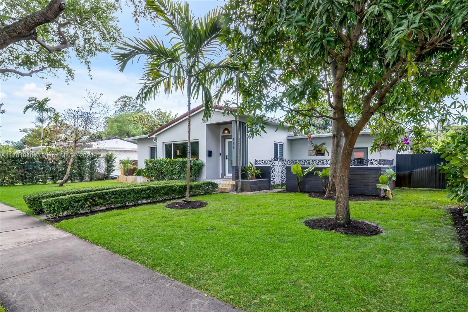 DUNNINGS MIAMI SHORES EXT - Residential