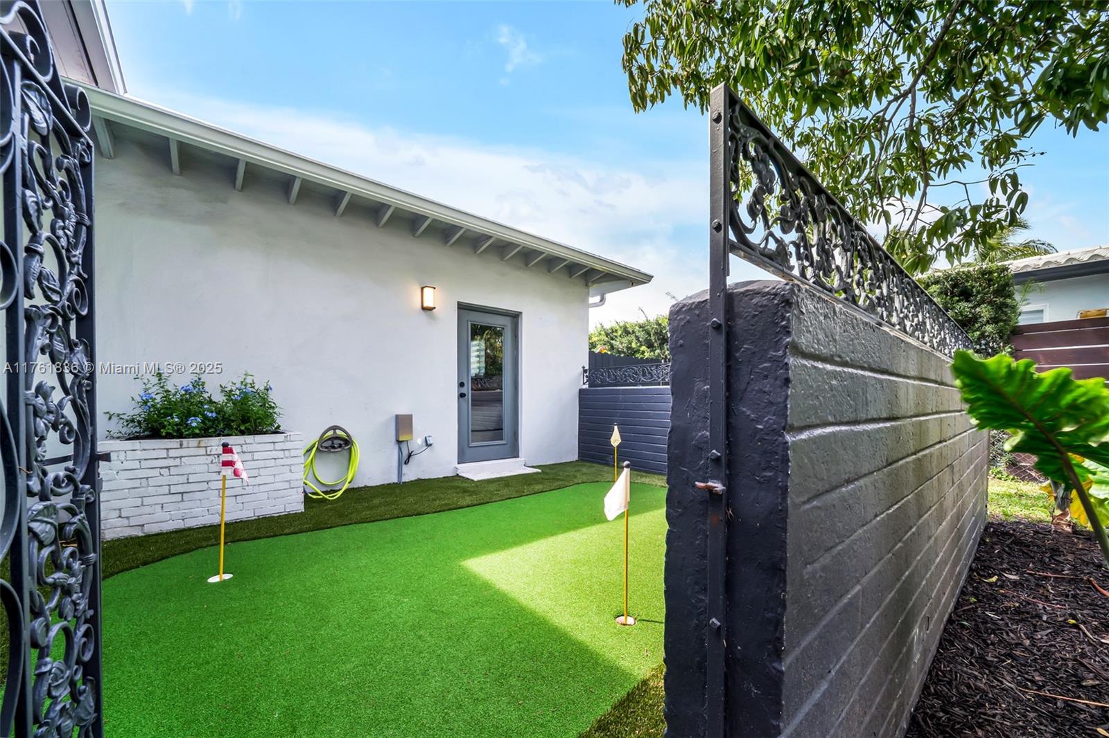 DUNNINGS MIAMI SHORES EXT - Residential