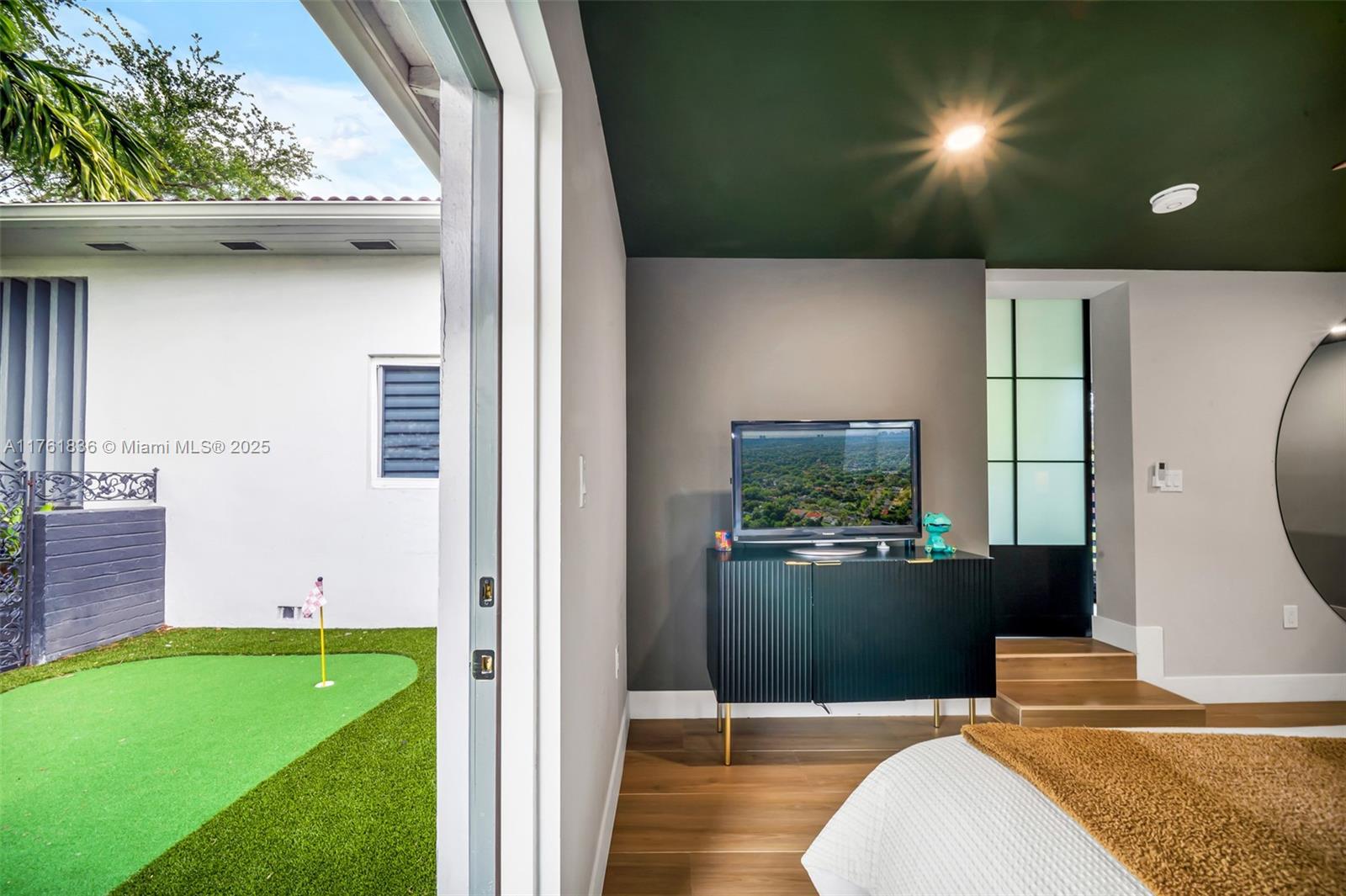 DUNNINGS MIAMI SHORES EXT - Residential