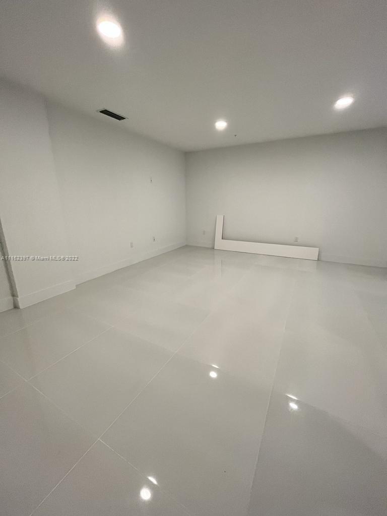 GRAN DORAL 1 CONDO - Residential Lease