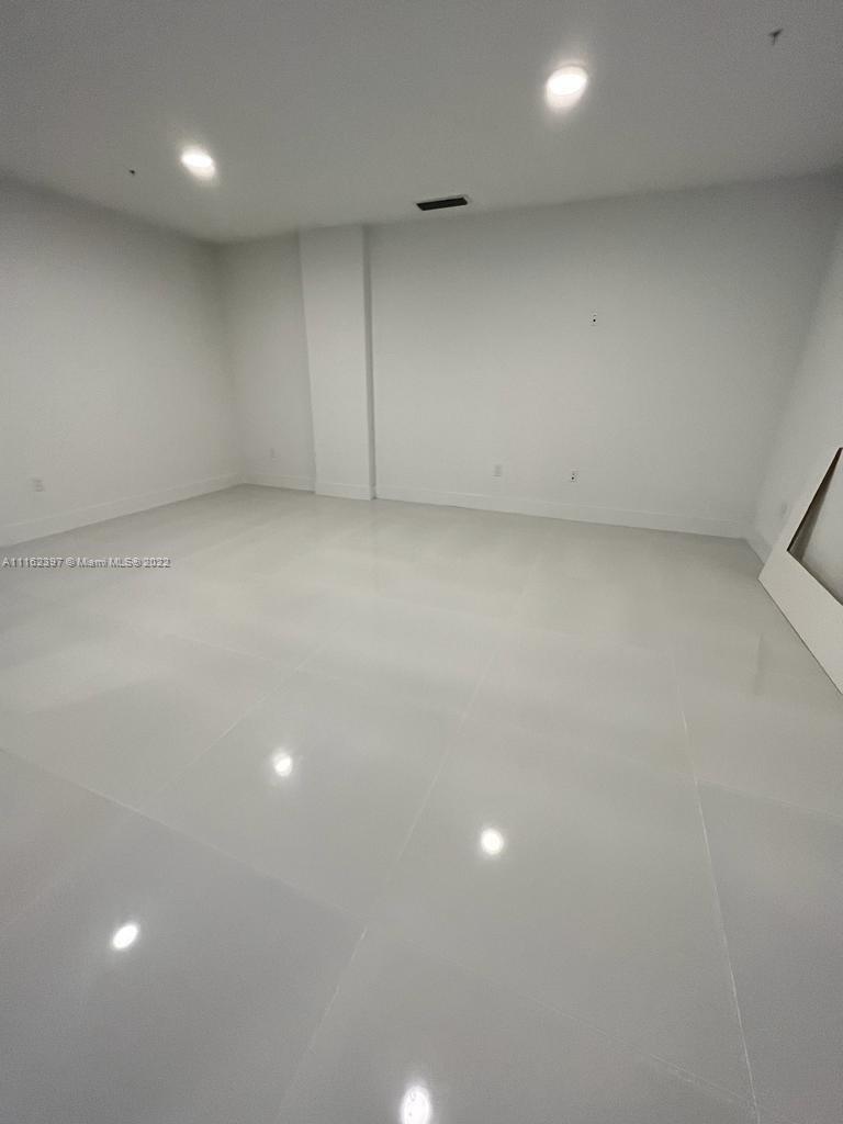 GRAN DORAL 1 CONDO - Residential Lease