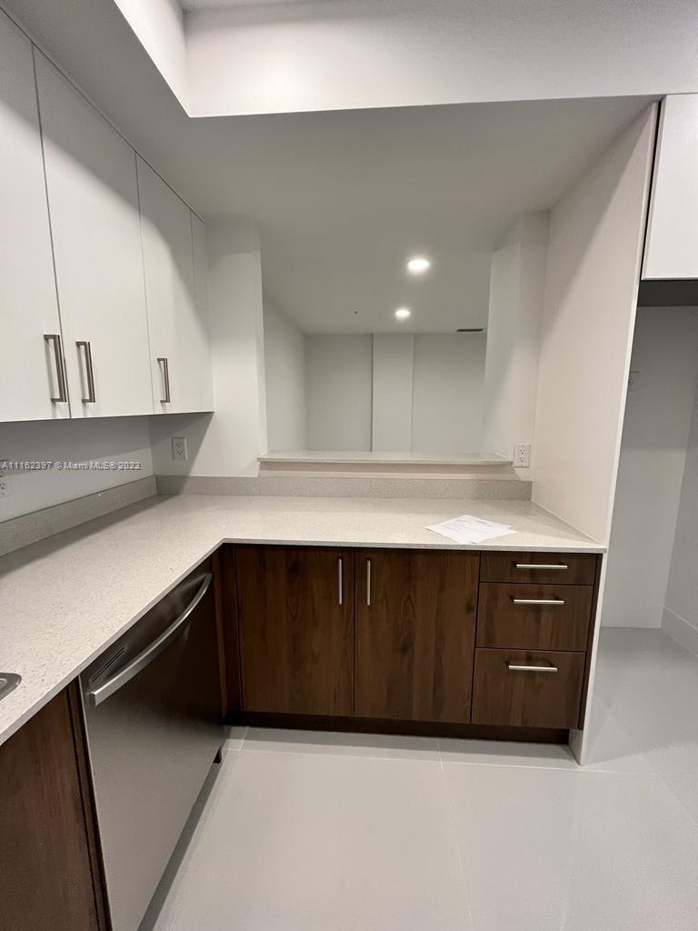 GRAN DORAL 1 CONDO - Residential Lease