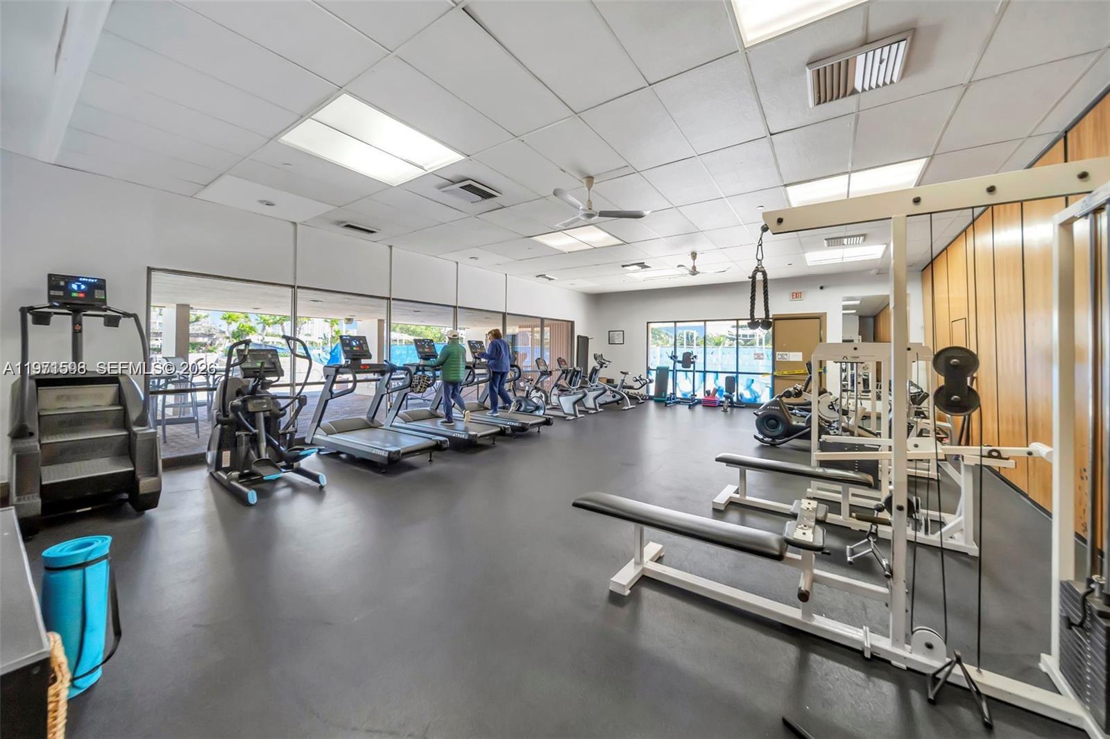 20379 W Country Club Dr 2336