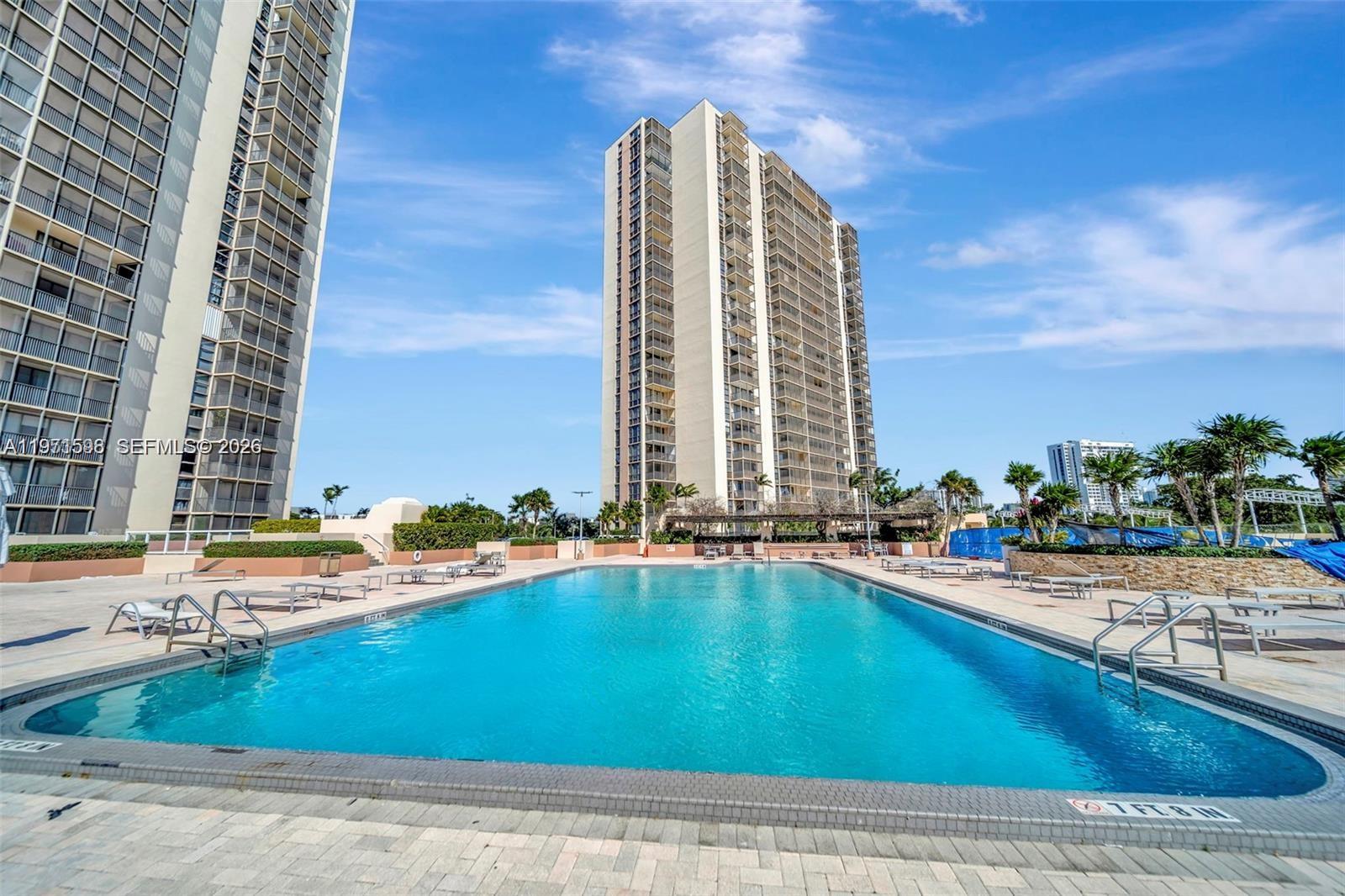 CORONADO CONDO- TOWER II - Residential