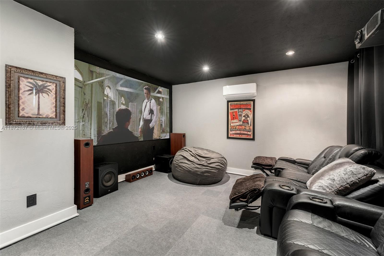 ROCK LAKE - Residential