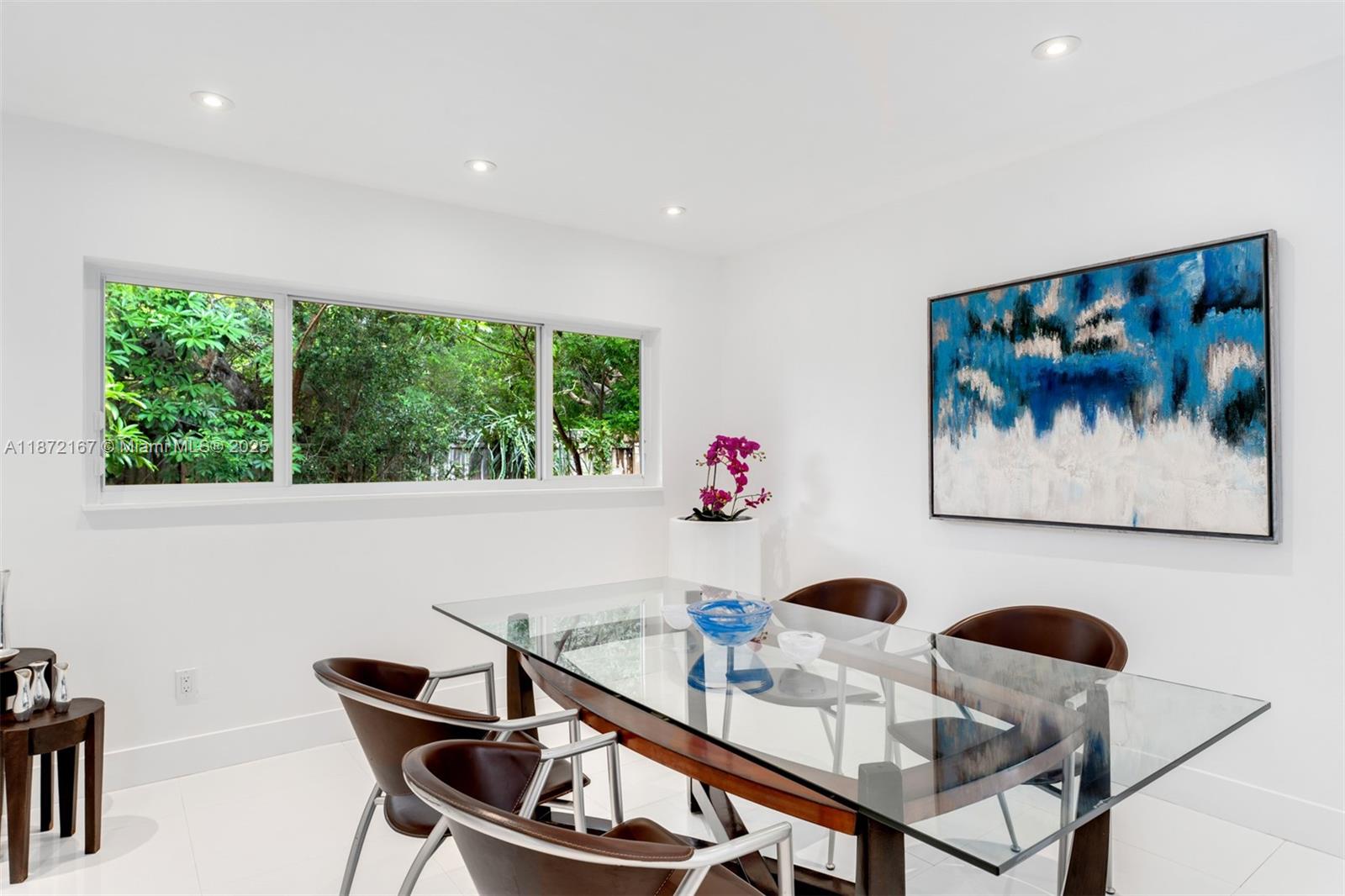 ROCK LAKE - Residential