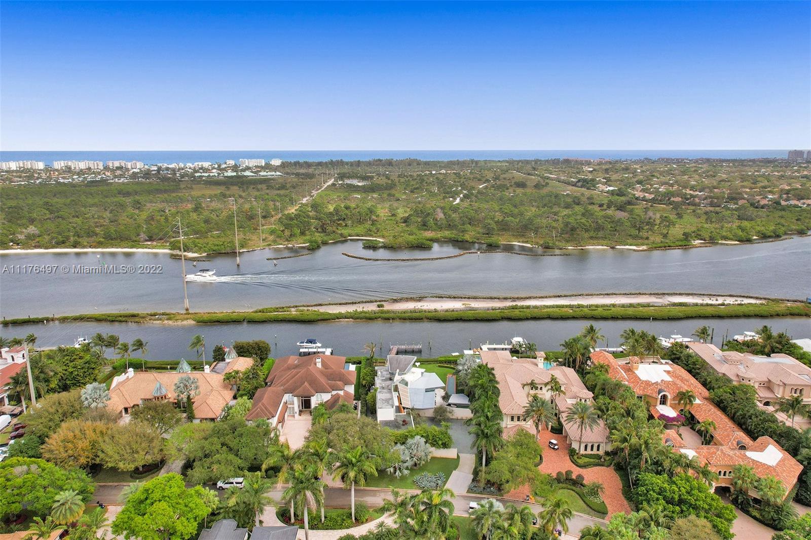 ADMIRALS COVE PAR C - Residential