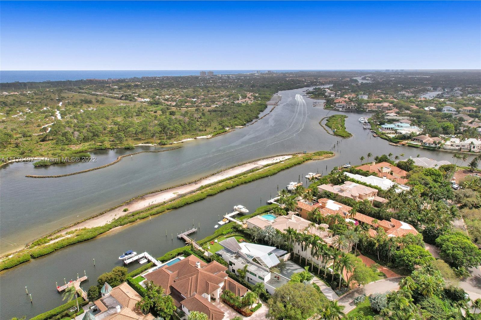 ADMIRALS COVE PAR C - Residential