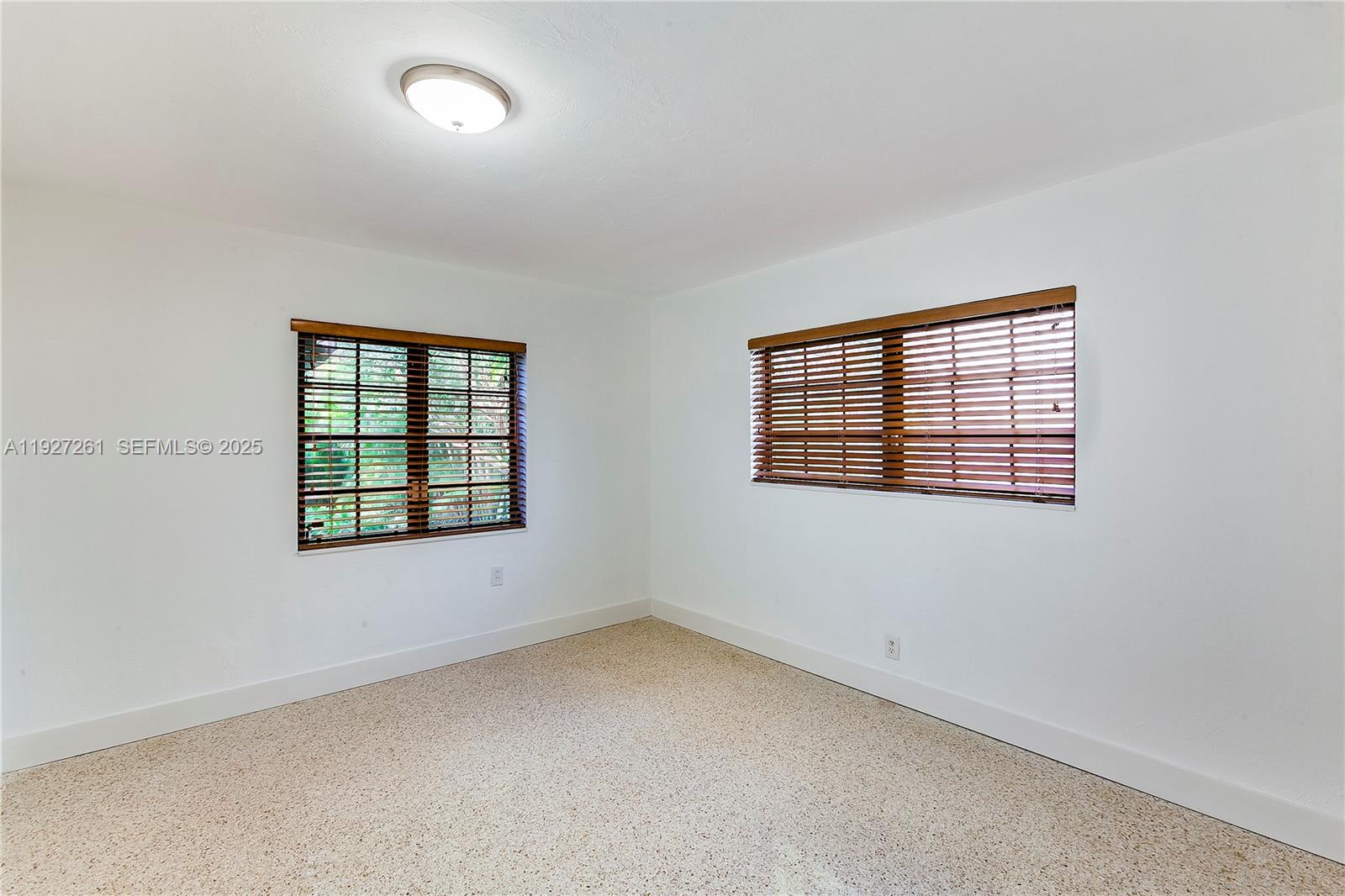 CORAL GABLES SEC B - Residential Lease