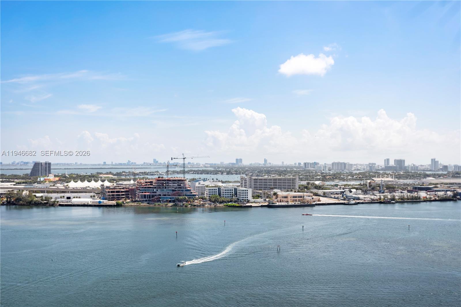 ICONBRICKELL CONDO NO 1 - Residential