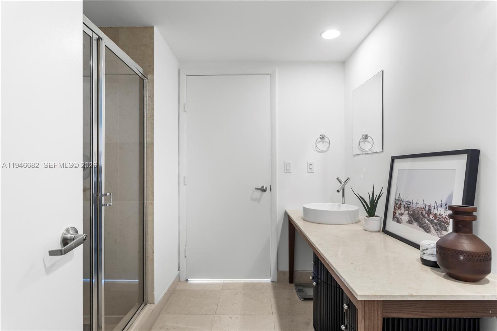 ICONBRICKELL CONDO NO 1 - Residential