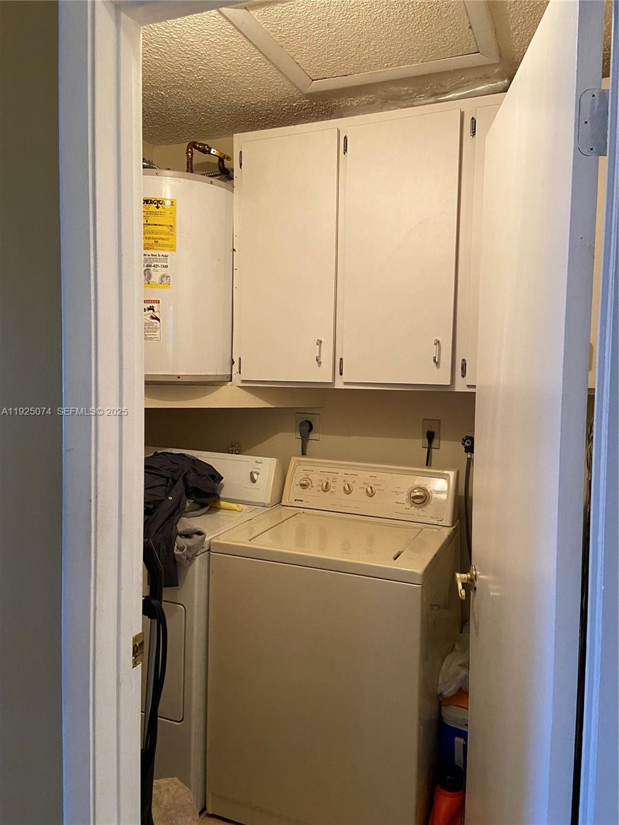 SUNSET SHORES - Residential Lease