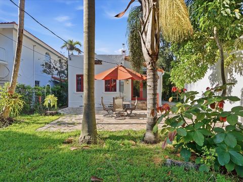 Tiny photo for 1137 Asturia Ave, Coral Gables, FL 33134 (MLS # A12011715)