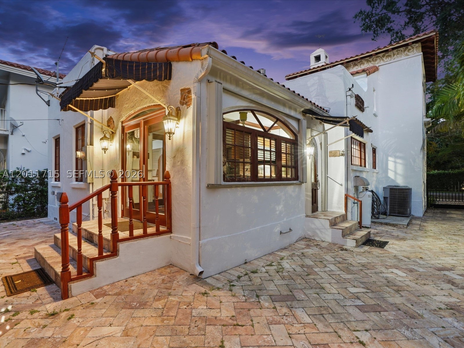 1137 Asturia Ave