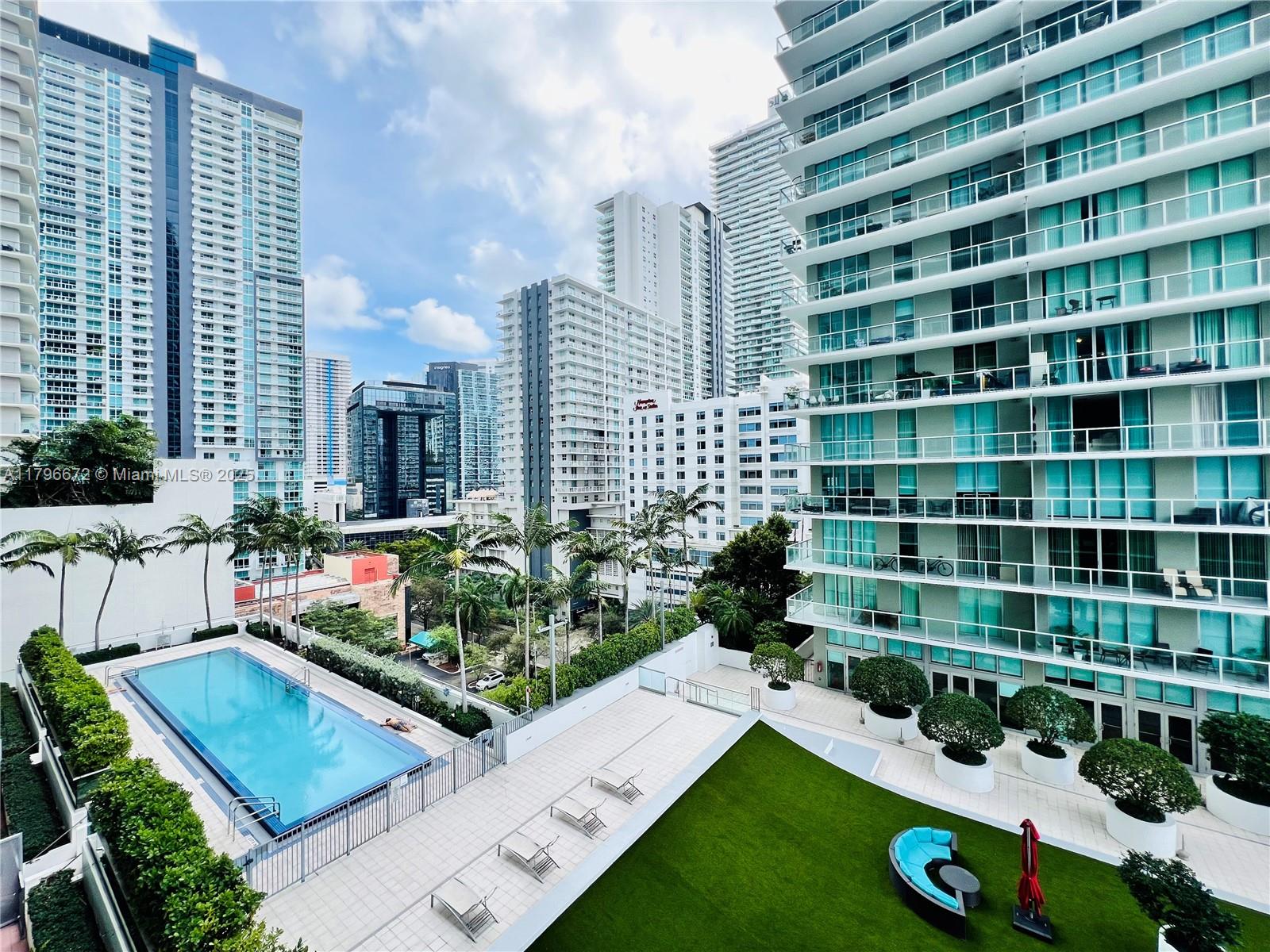 1111 Sw 1st Ave 1216-N, Miami, Broward County, Florida - 2 Bedrooms  
2 Bathrooms - 