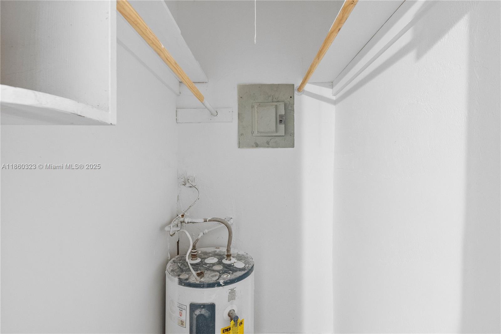 OAK GROVE - Residential Lease