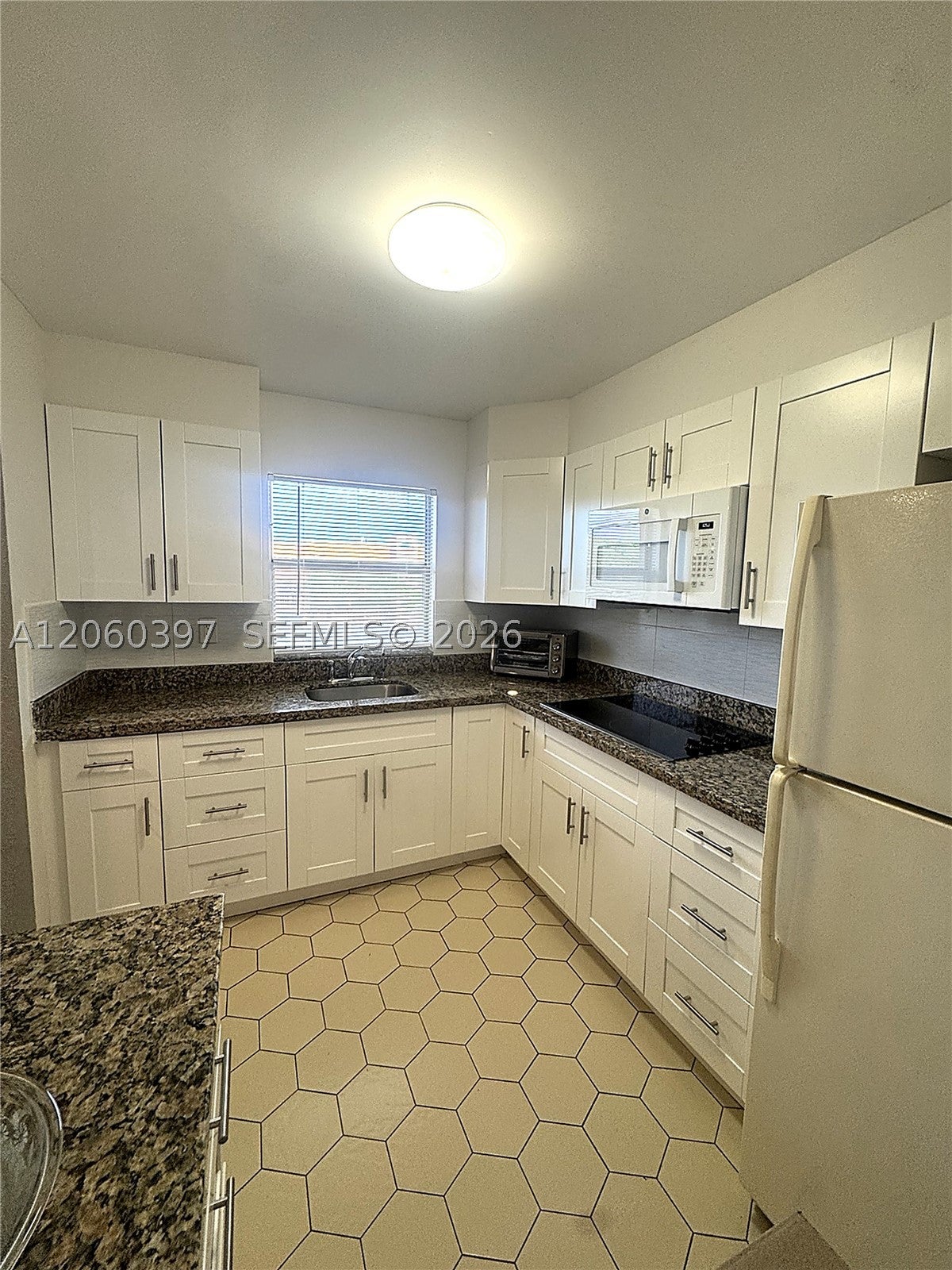 9580 Sunrise Lakes Blvd 304, Sunrise FL 33322