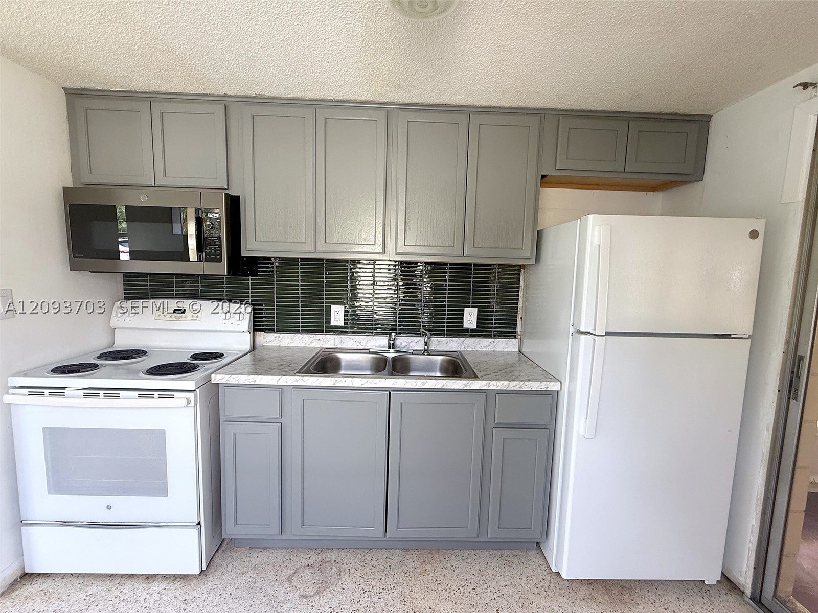 2619 Pompano Drive