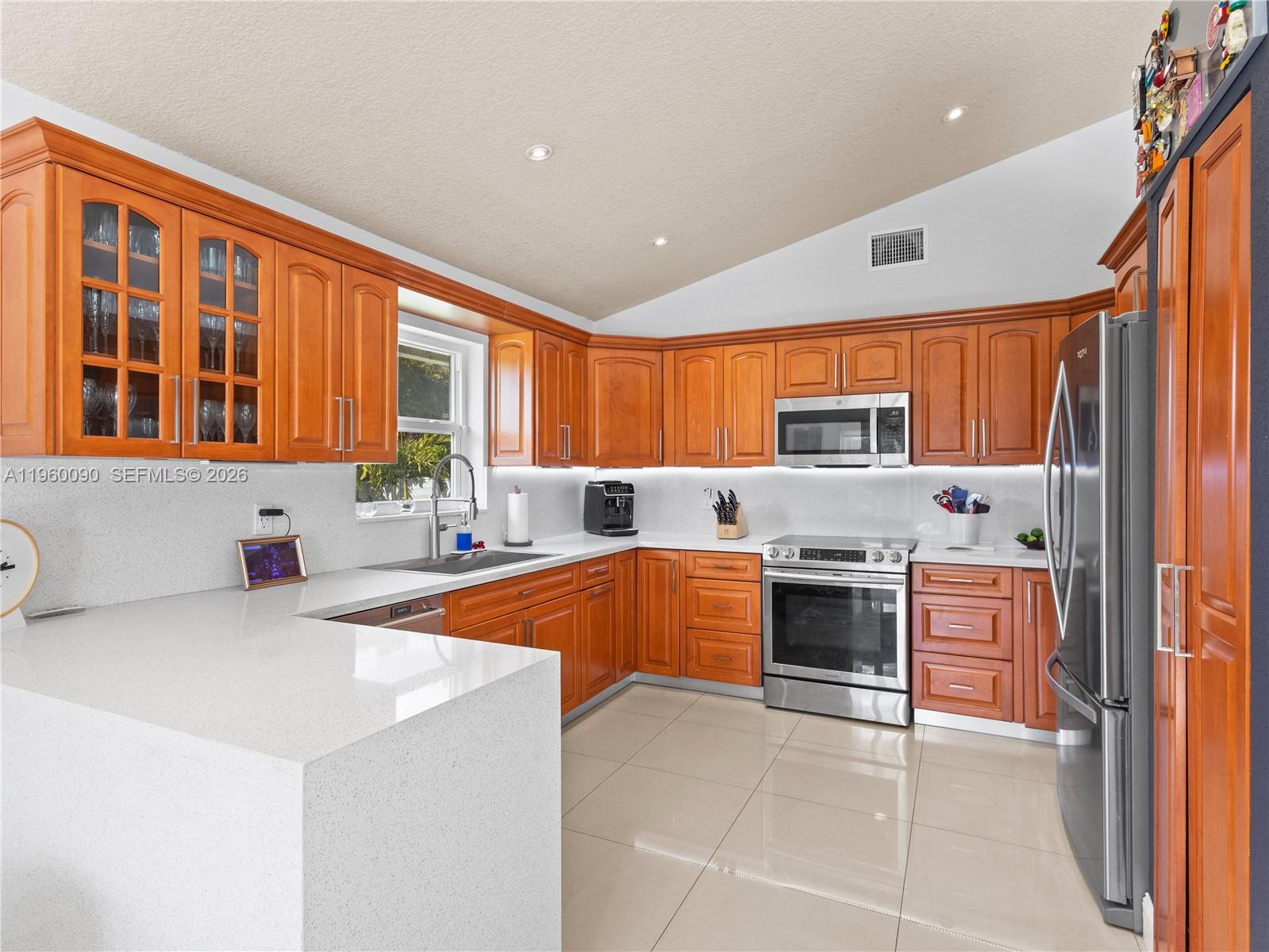 CHAPEL TRAIL REPLAT - Residential