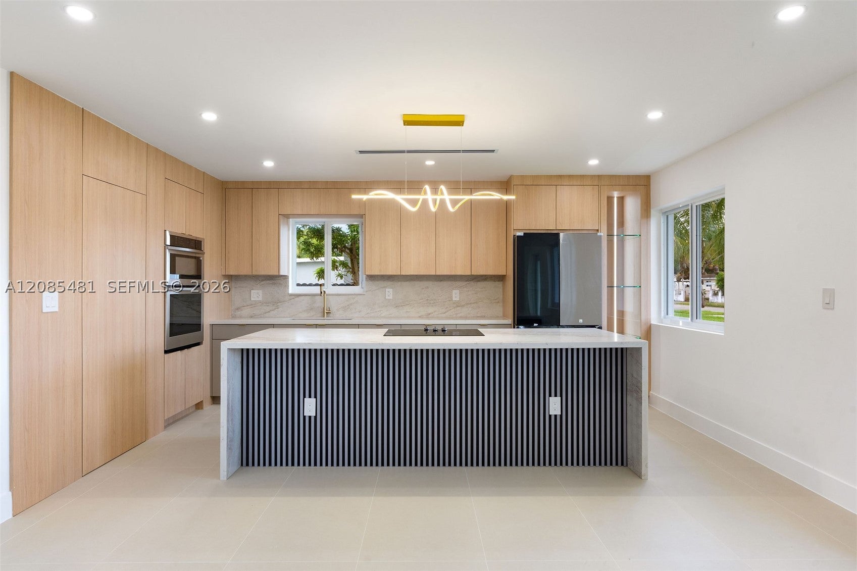 20120 SW 117th Ct, Miami, FL, 33177/$629,999 4 20120 SW 117th Ct