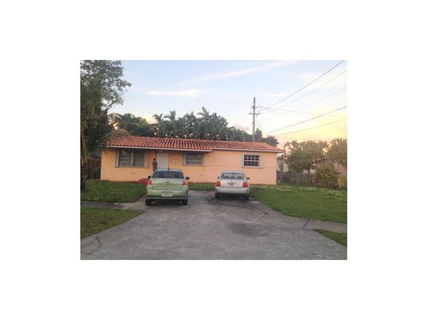 BANK OWNED! PROPERTY SOLD IN AS-IS CONDITION. PLEASE SUBMIT ALL OFFERS WITH PROOF OF FUNDS OR  PREQUALIFICATION ALONG WITH YOUR COMPLETE OFFICE INFORMATION TO THE EMAIL ADDRESS BELOW.