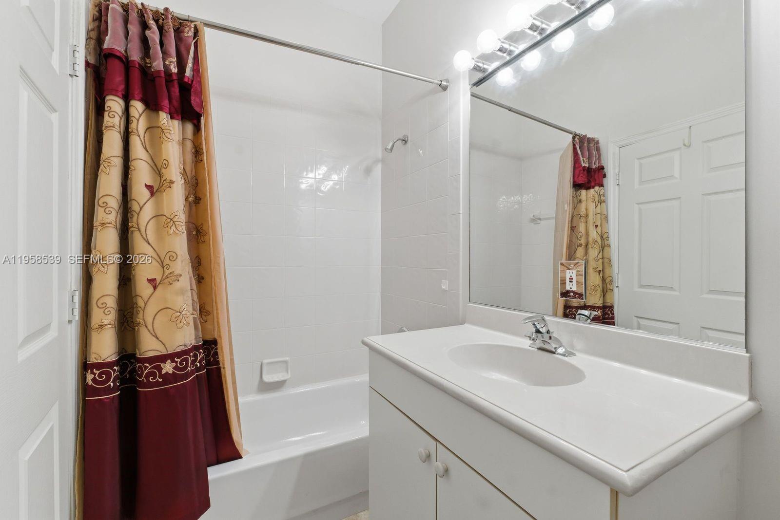 HERON BAY SOUTH - Residential