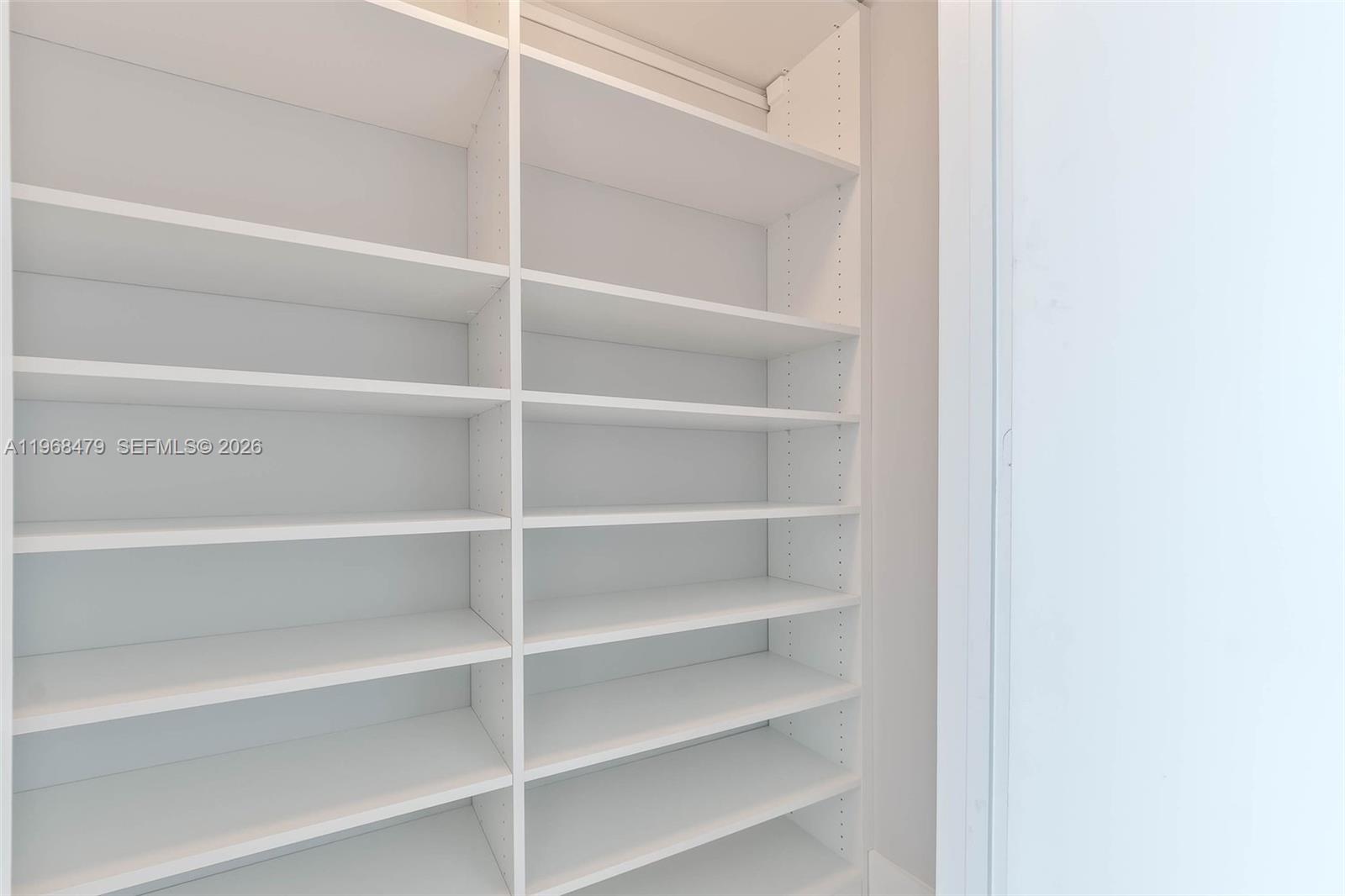 ICONBRICKELL CONDO NO 1 - Residential Lease