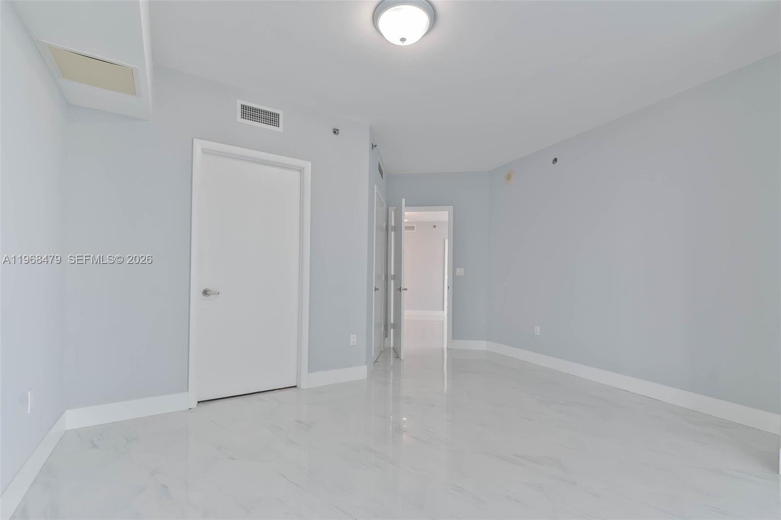 ICONBRICKELL CONDO NO 1 - Residential Lease