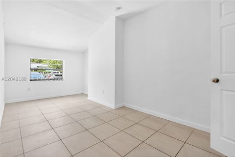 Tiny photo for 322 SW 18th Road, Miami, FL 33129 (MLS # A12042188)