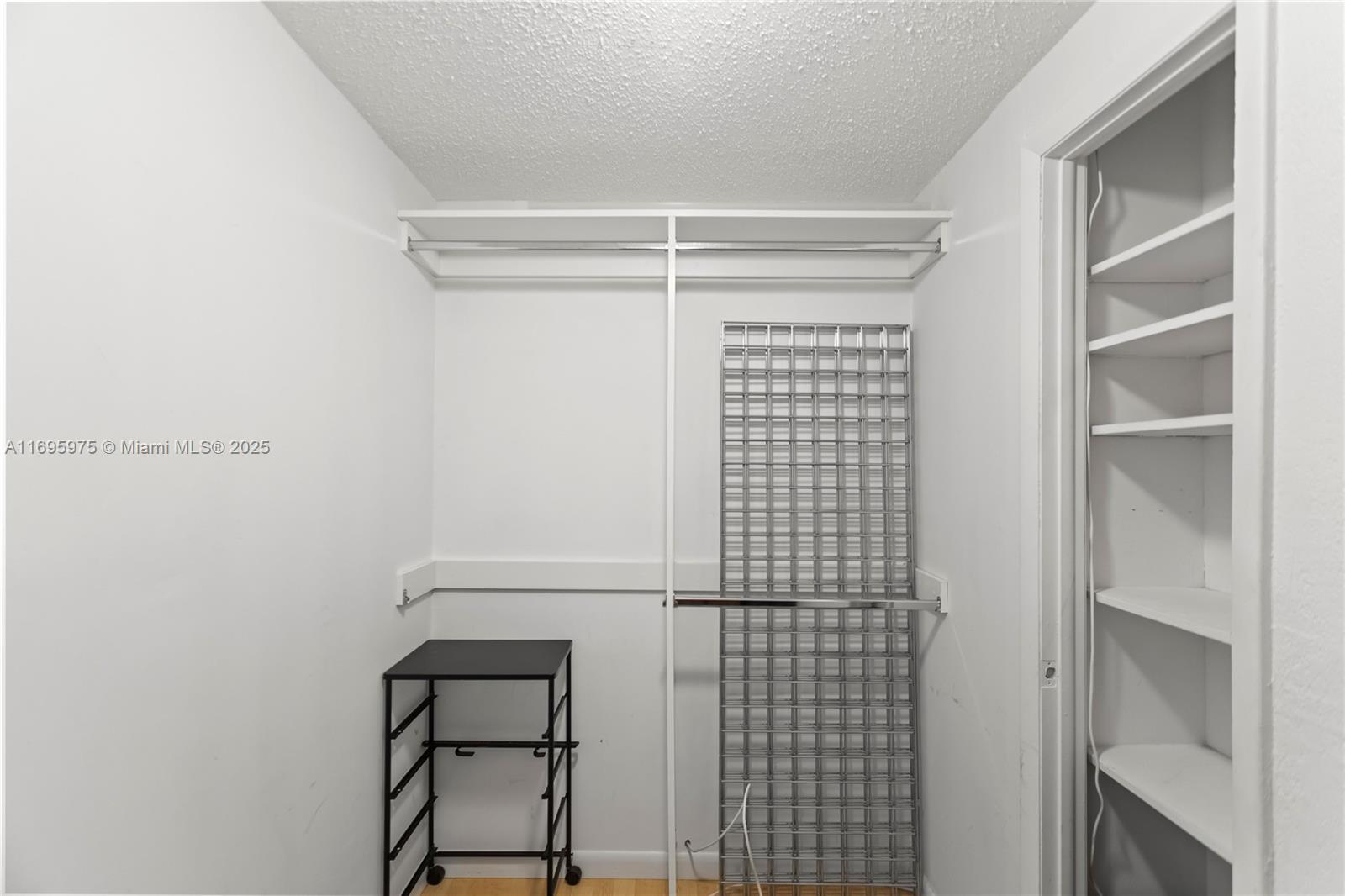 ALLINGTON TOWERS CONDO - Residential